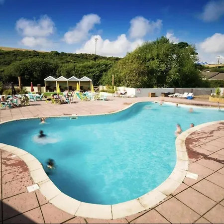 Newquay Bay Resort Sandy Toes - Pet Friendly Exterior photo